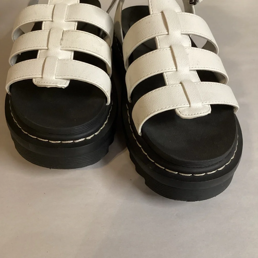 UNIONBAY Downtown Gladiator Platform Chunky Sandals 90’s Y2K Inspired